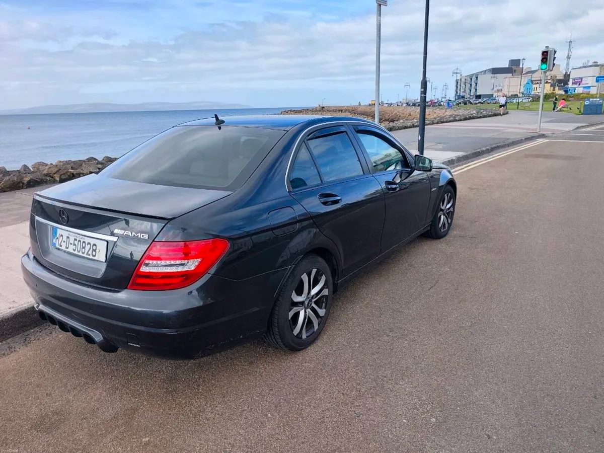 Mercedes C220d - Image 1