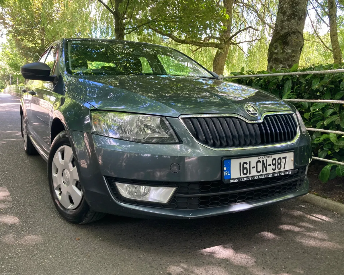 Skoda Octavia Deluxe Edition New Nct - Image 3