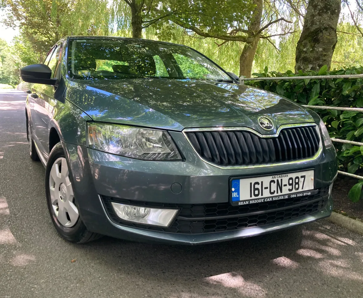 Skoda Octavia Deluxe Edition New Nct - Image 2