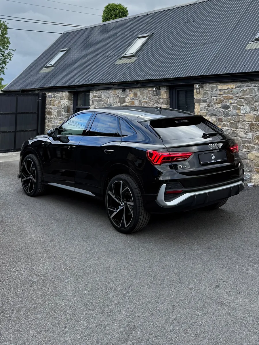 2020 AUDI Q3 35 TDI QUATTRO S LINE BLACK PACK - Image 4