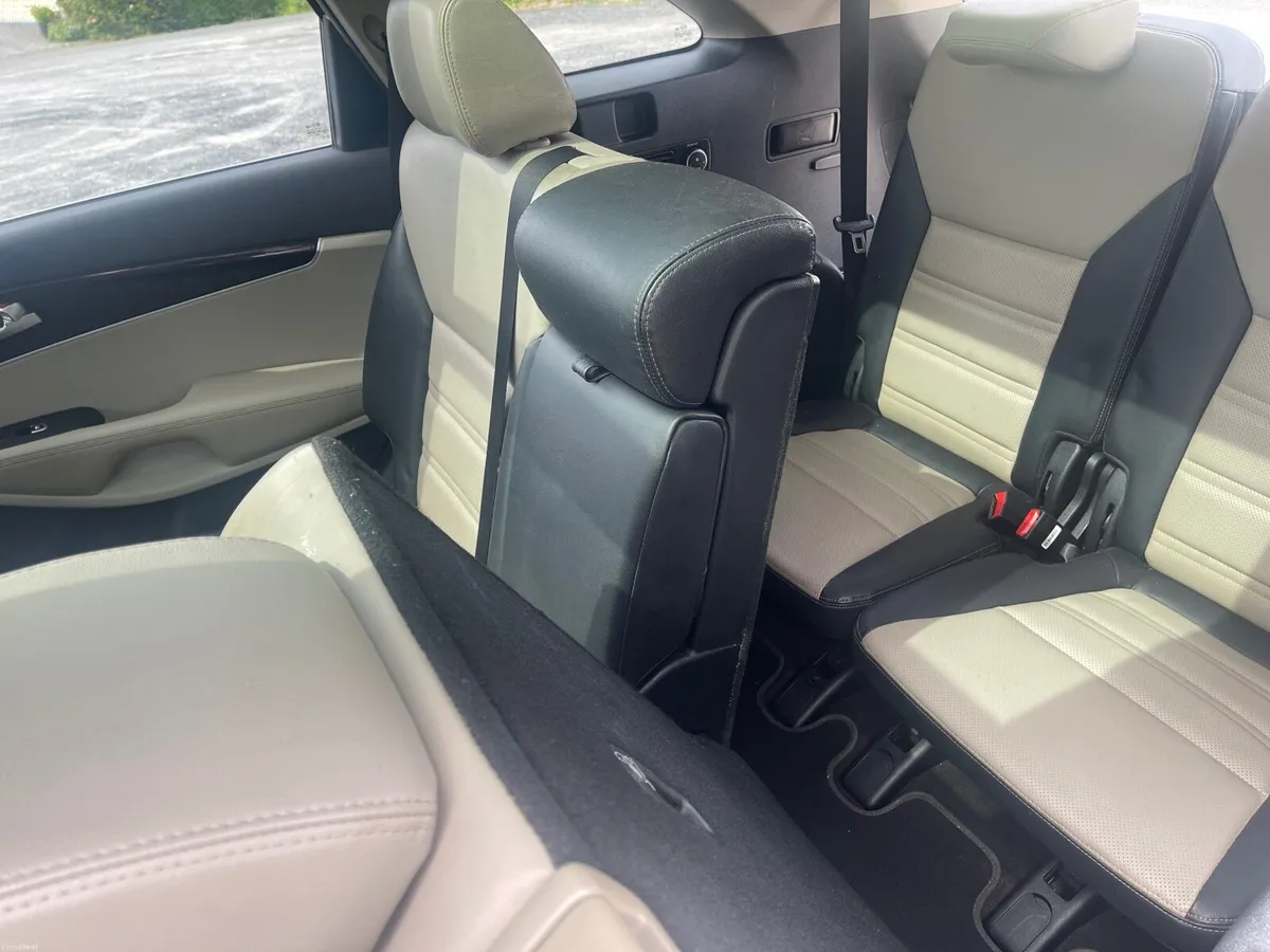 Kia Sorento 2018 7 seater for sale - Image 4