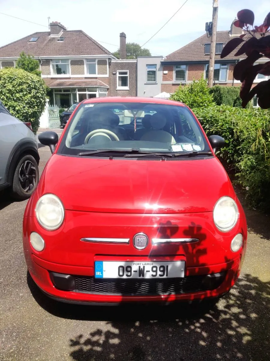 Red Fiat 500 - Image 1