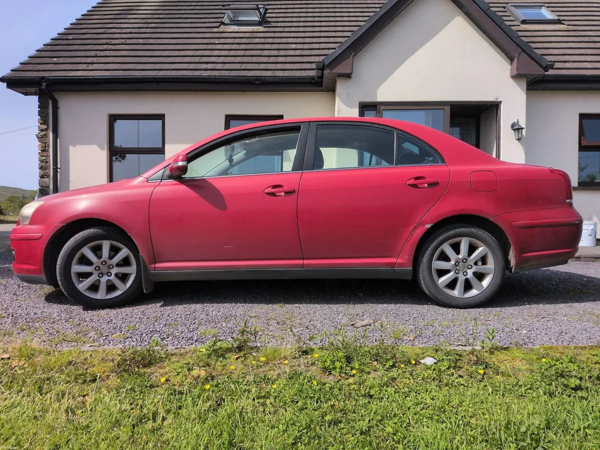 Toyota Avensis 2007 - Image 2