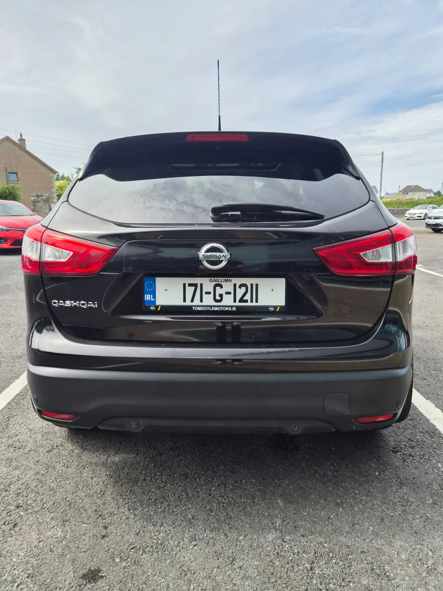 Nissan Qashqai 2017 1.5L Diesel Manual - Image 4