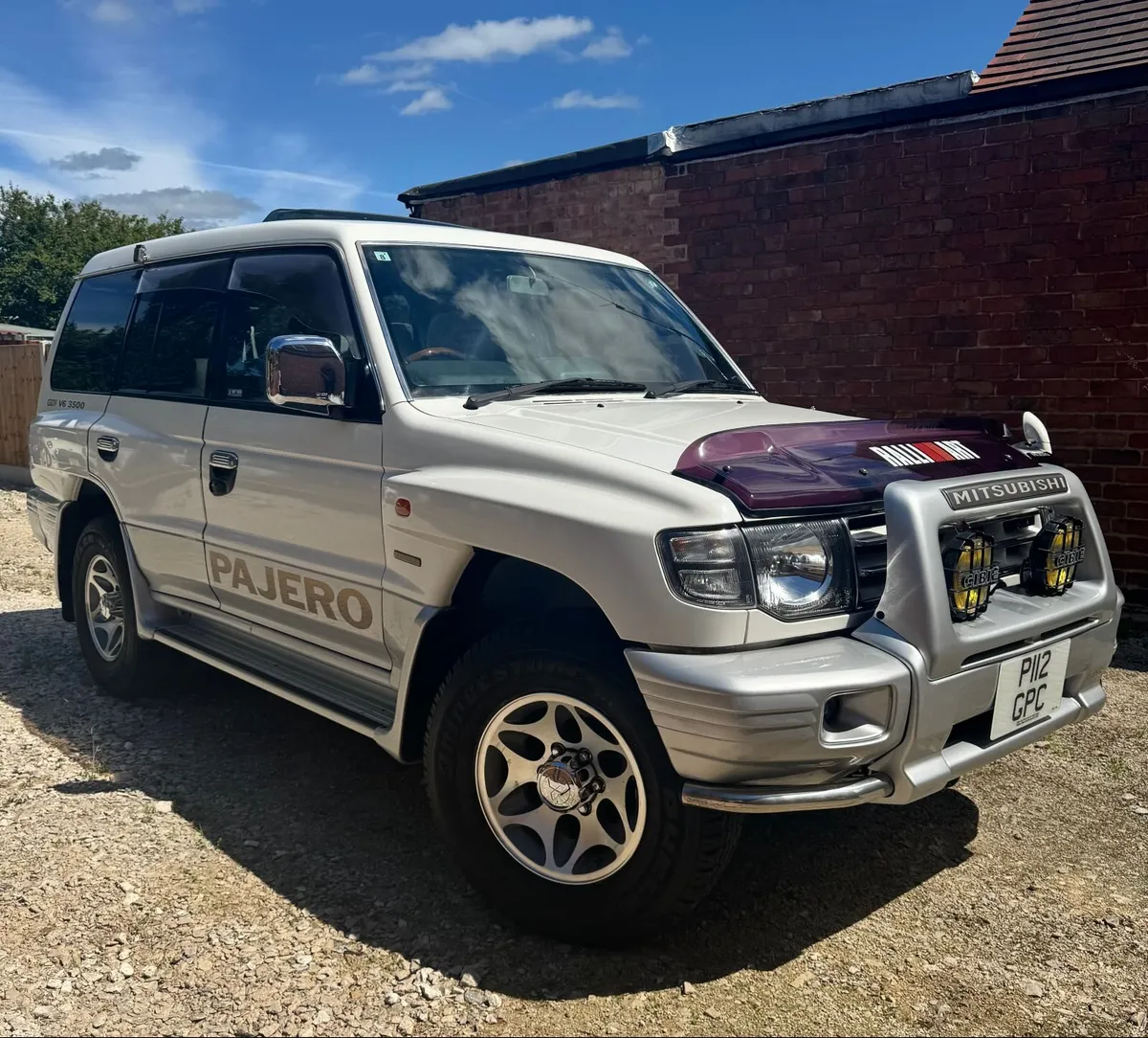 Mitsubishi Pajero 3.5 V6 1997 Fresh Import - Image 1
