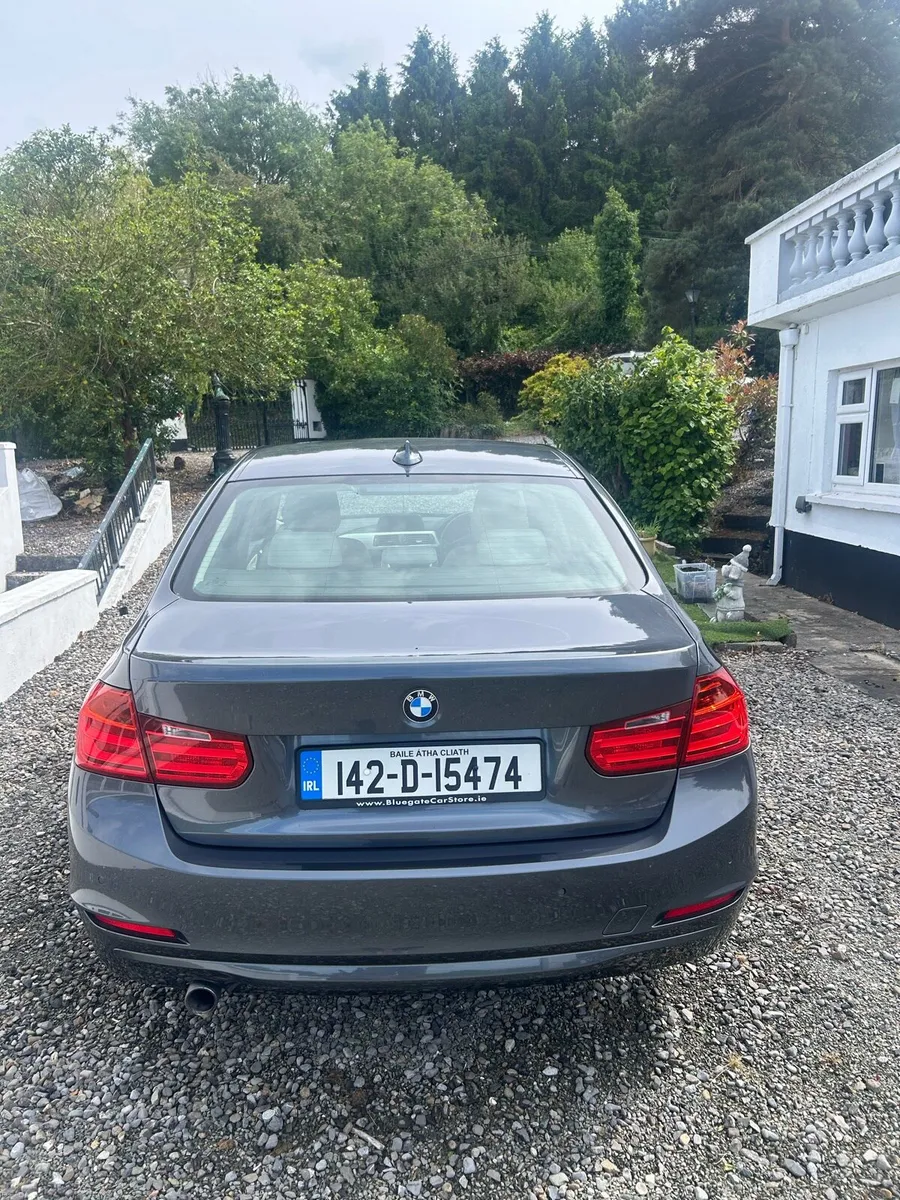 BMW 3-Series - Image 4