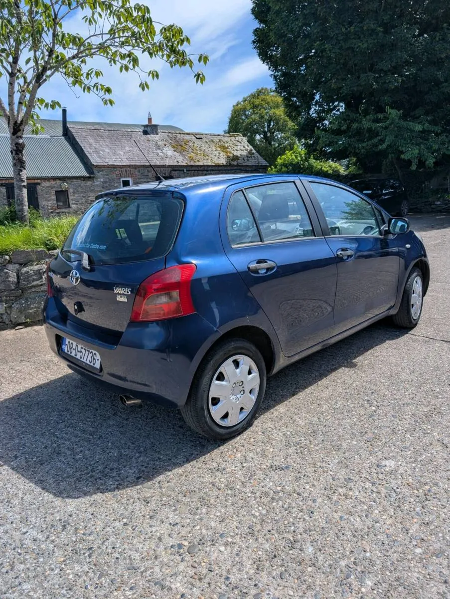 2008 Toyota Yaris - Image 2