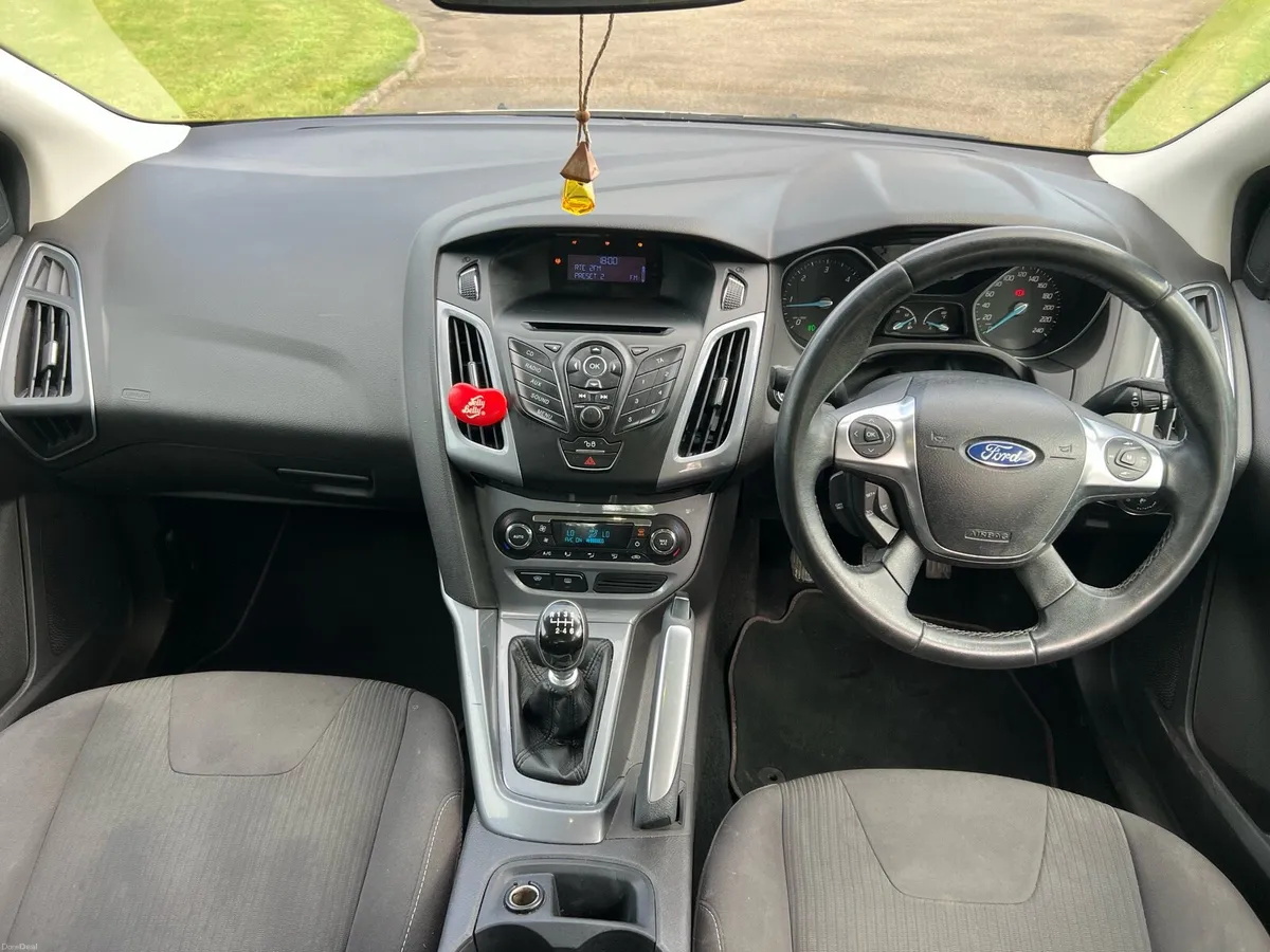 12 Ford Focus 1.6 diesel - Image 6