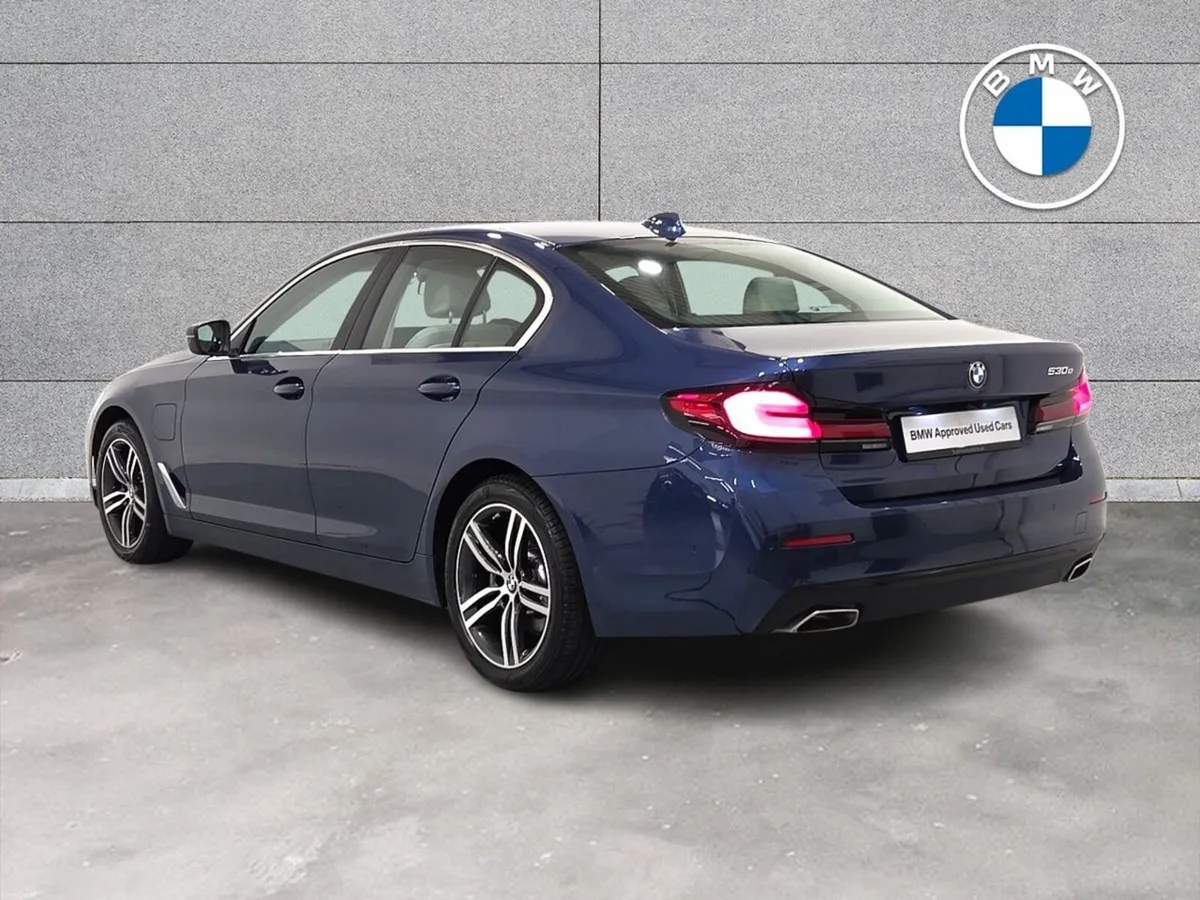 BMW 5-Series 530e SE Saloon - Image 3