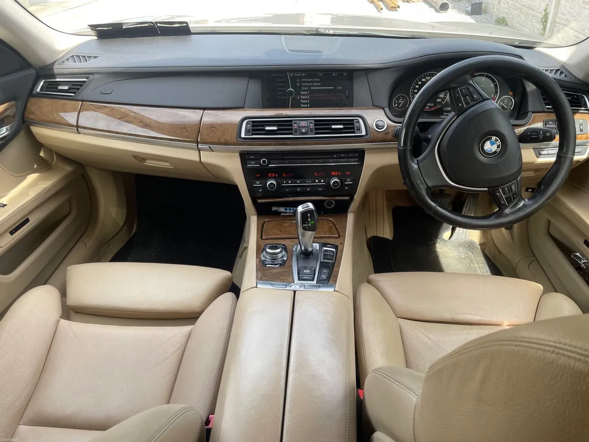 2011 BMW 740D - Image 4
