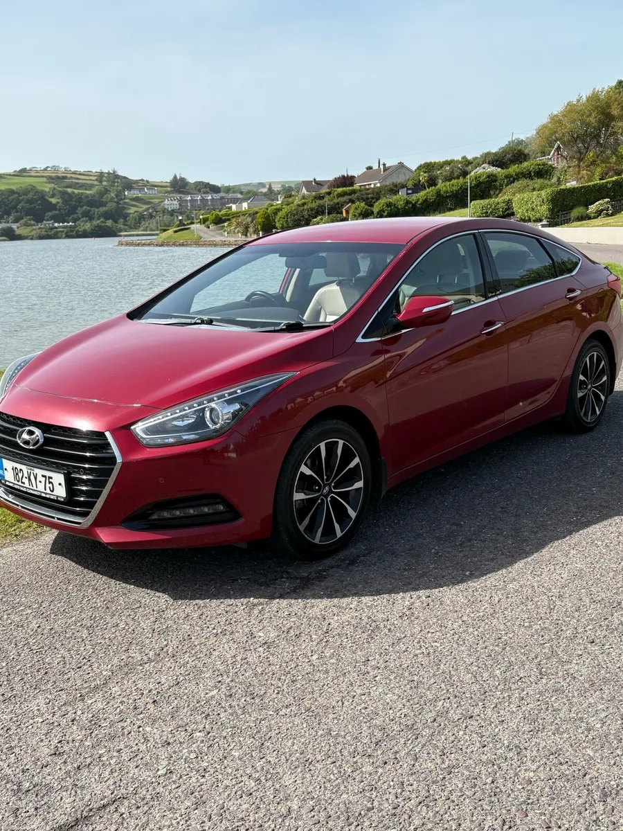 Hyundai i40 Executive 1.7 Diesel - Image 1