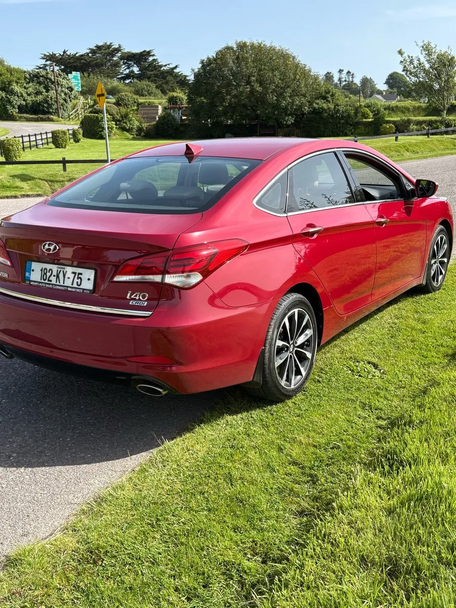 Hyundai i40 Executive 1.7 Diesel - Image 2
