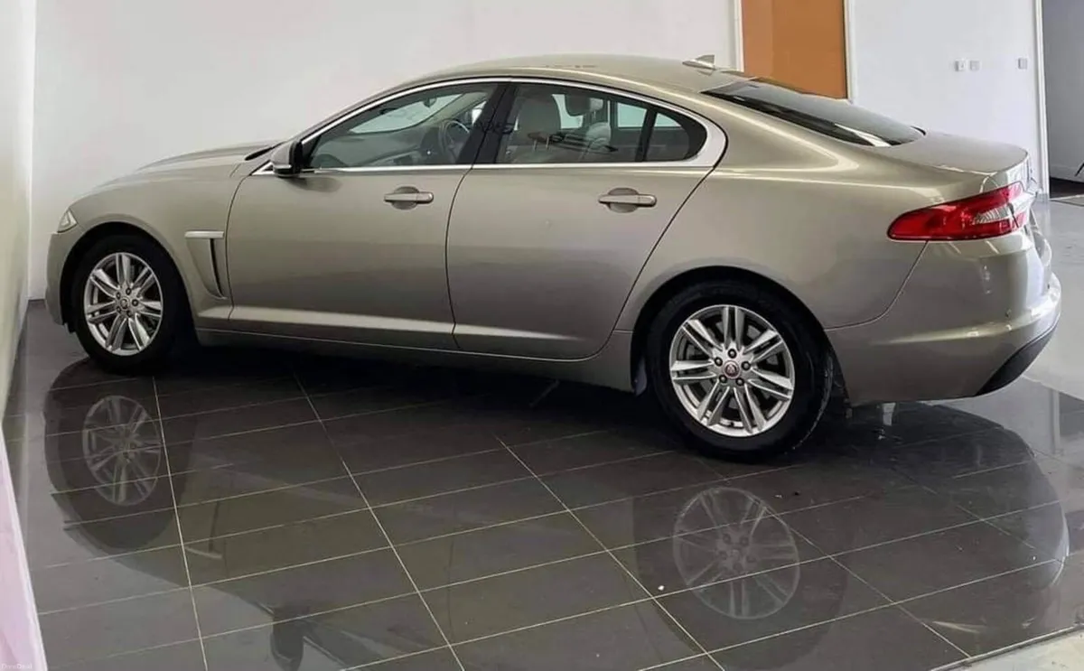 Jaguar XF 2014 - Image 3