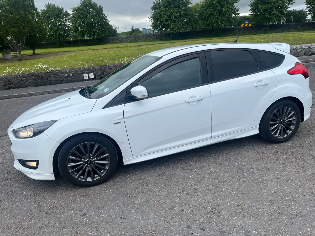 Mint 171 Ford Focus St-Line NCT and tax 2/27 - Image 4