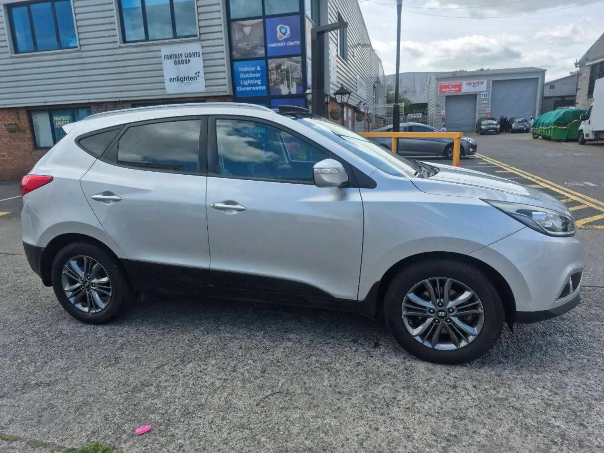 Hyundai ix35 - Image 2