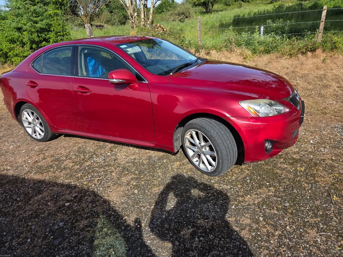 Lexus IS 2012 - Image 4