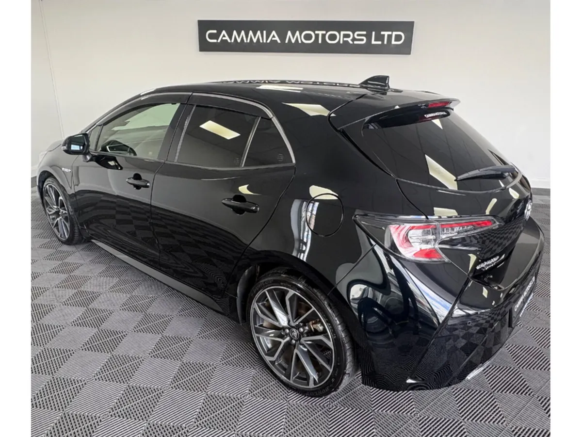Toyota Corolla TOYOTA COROLLA 2019 1.8 PETROL HYBR - Image 3