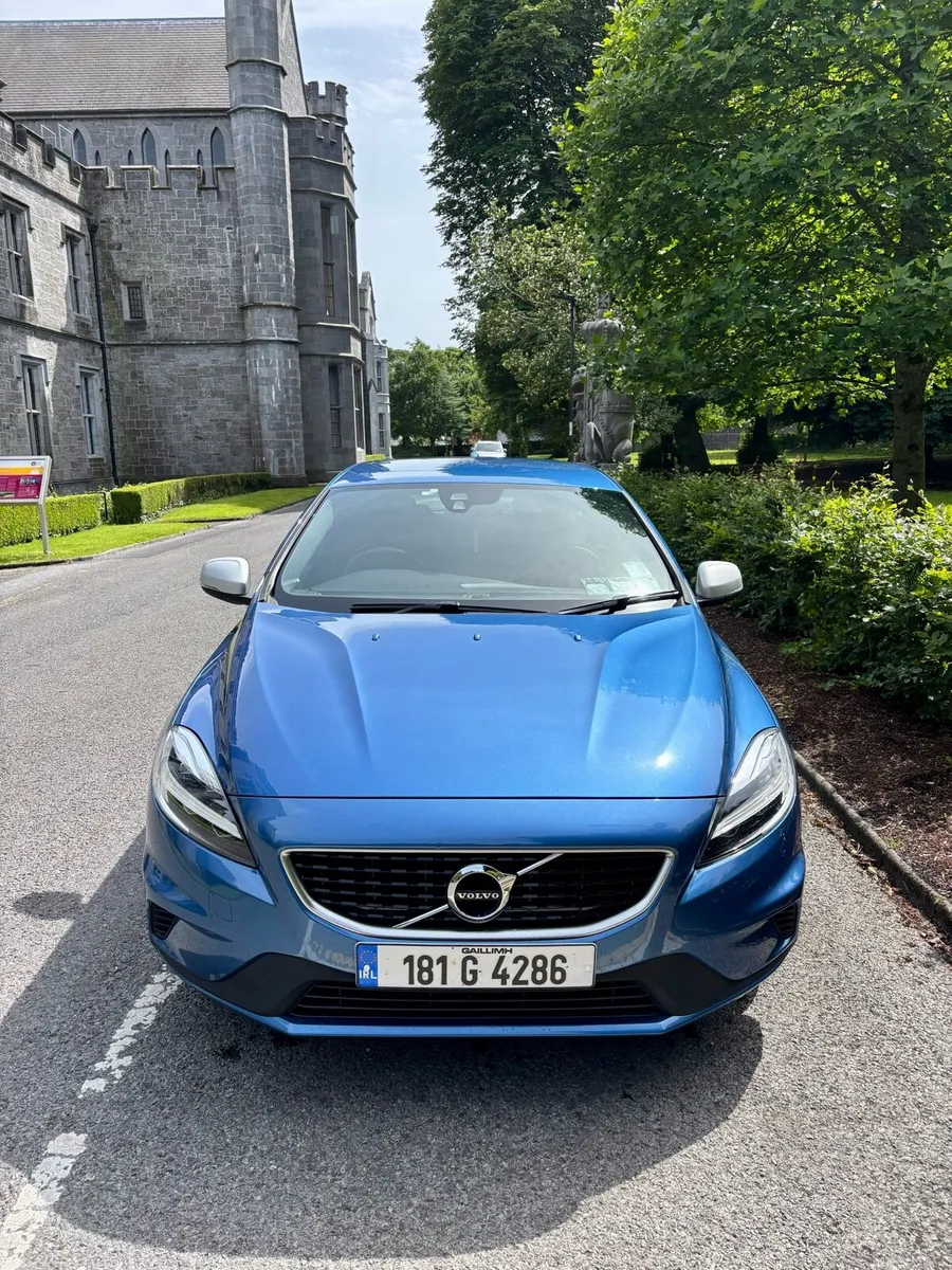 2018 Volvo V40 R-Design D2 Nav+ ***LOW MILEAGE*** - Image 4