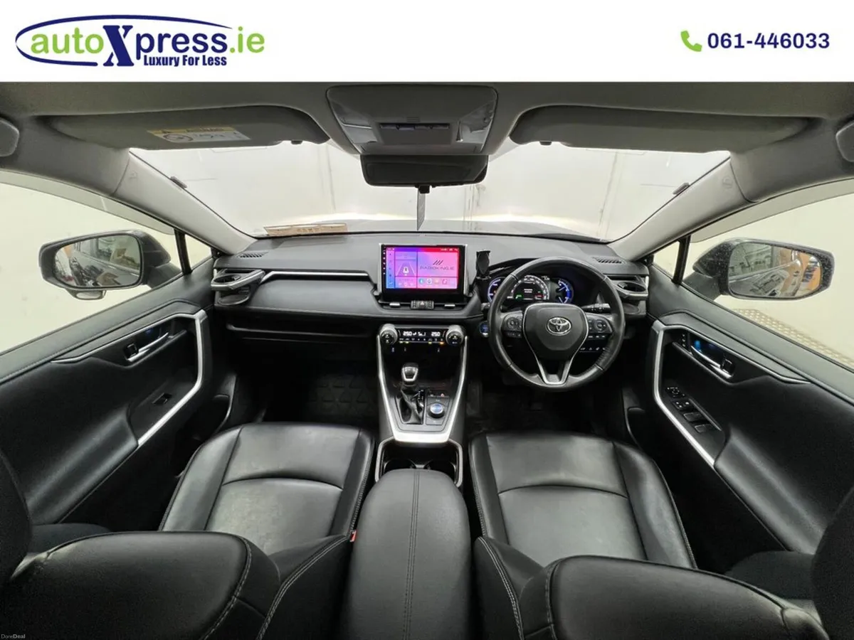 Toyota RAV4 HYBRID Automatic - Image 2