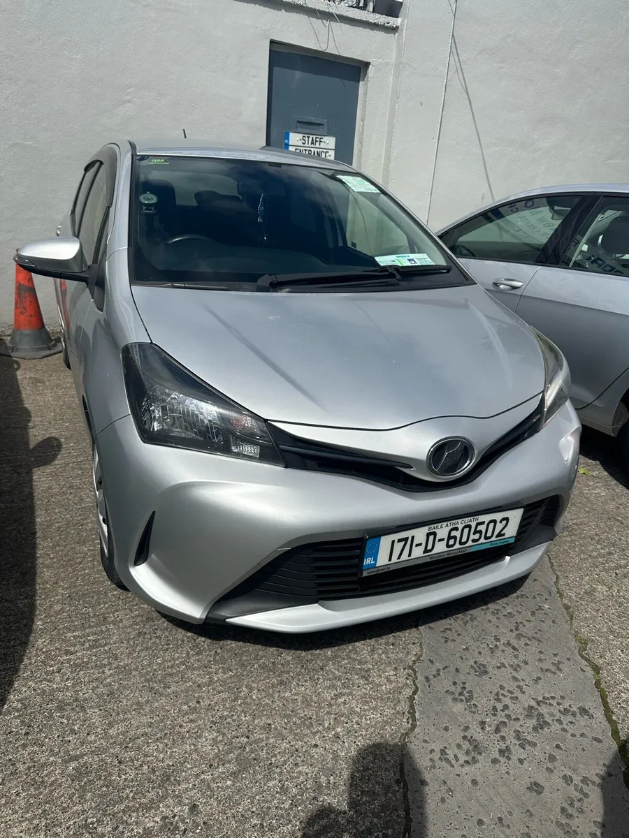 Toyota Vitz - Image 1