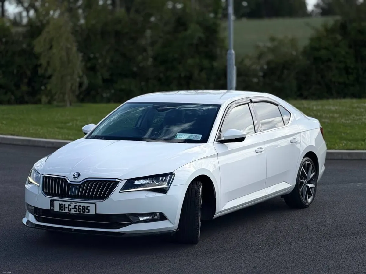 Skoda Superb 2018 - Image 4