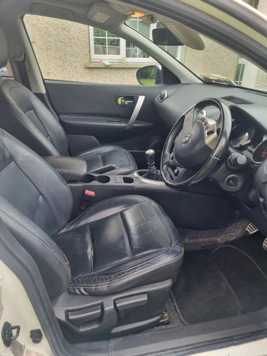 Nissan Qashqai 7 seater - Image 4
