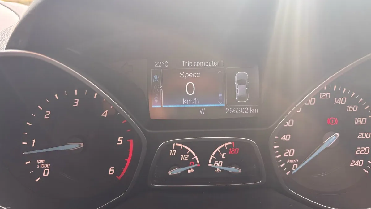 Ford Kuga - Image 3