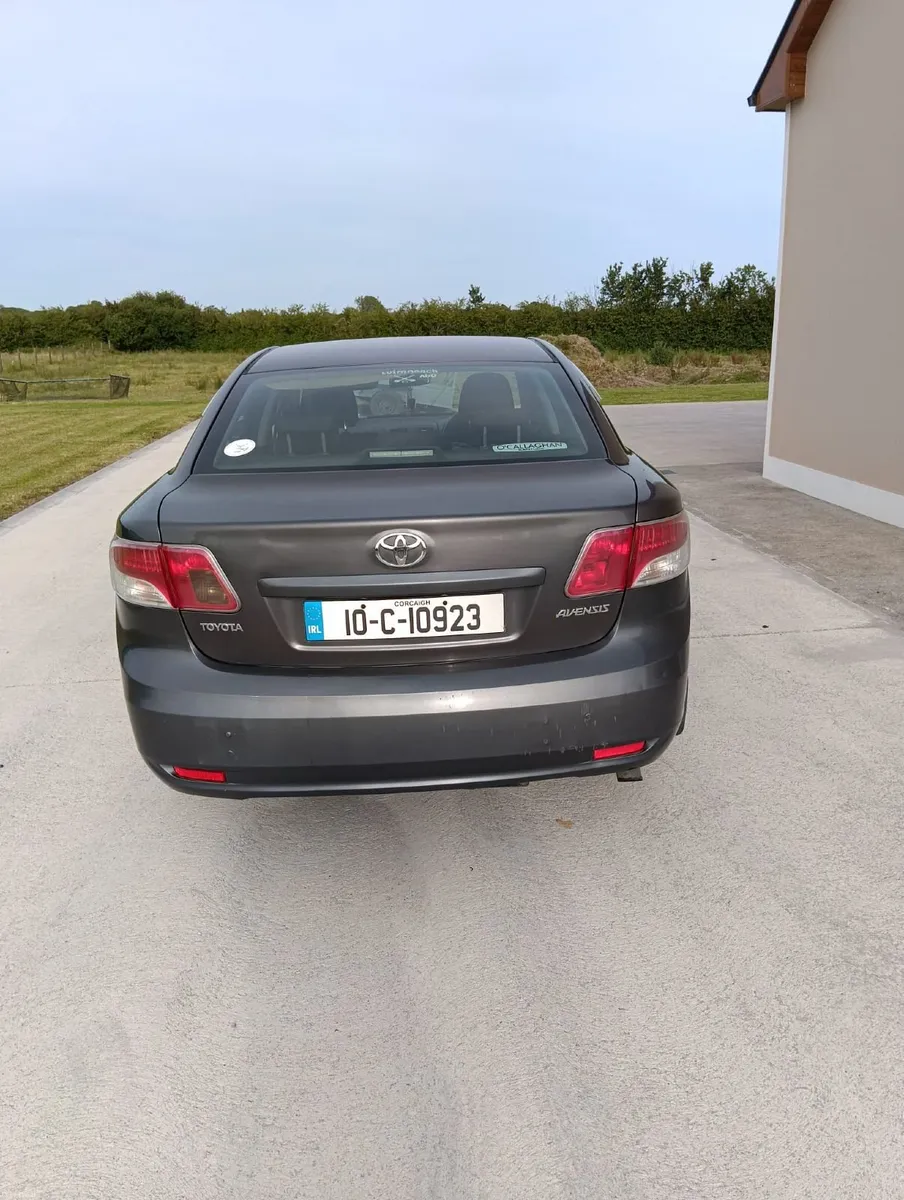 Toyota Avensis 2010 - Image 3