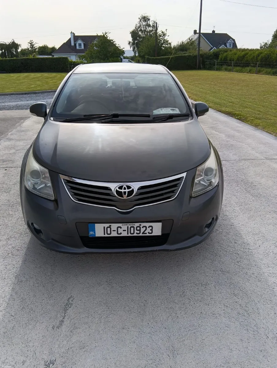 Toyota Avensis 2010 - Image 4