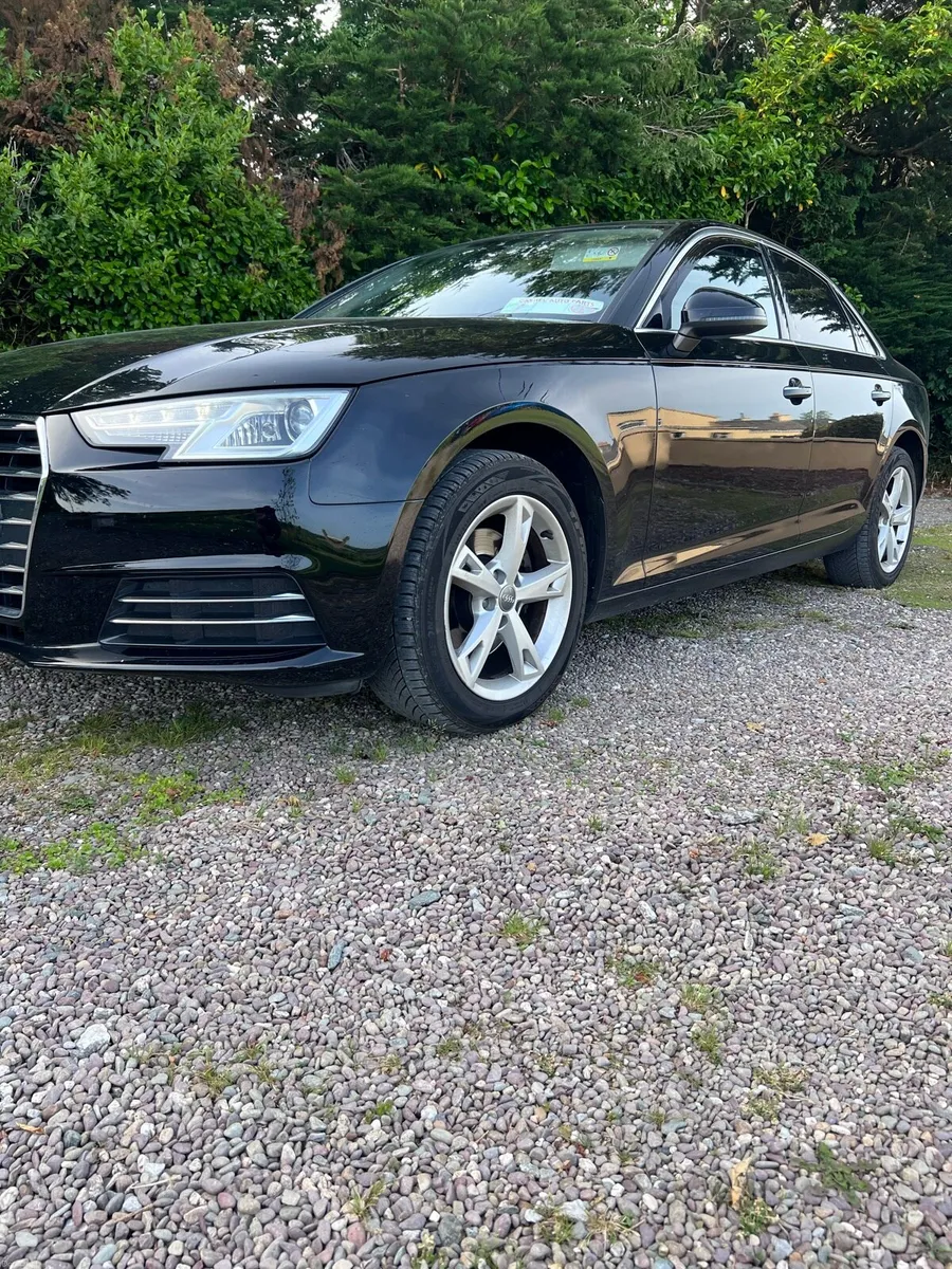Audi A4 - Image 2