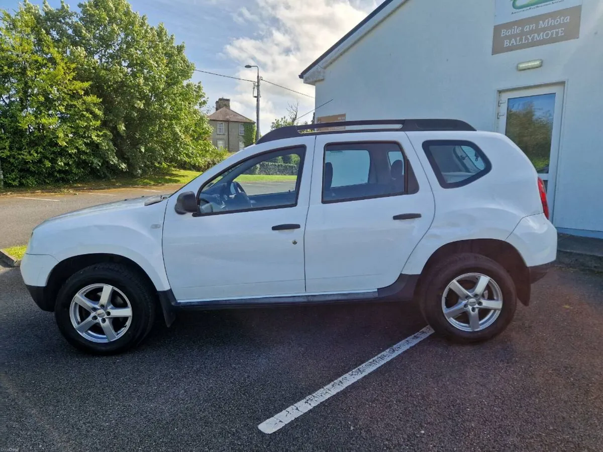 141 DACIA DUSTER NEW NCT 4/27 & SERVICED €3250ono! - Image 4