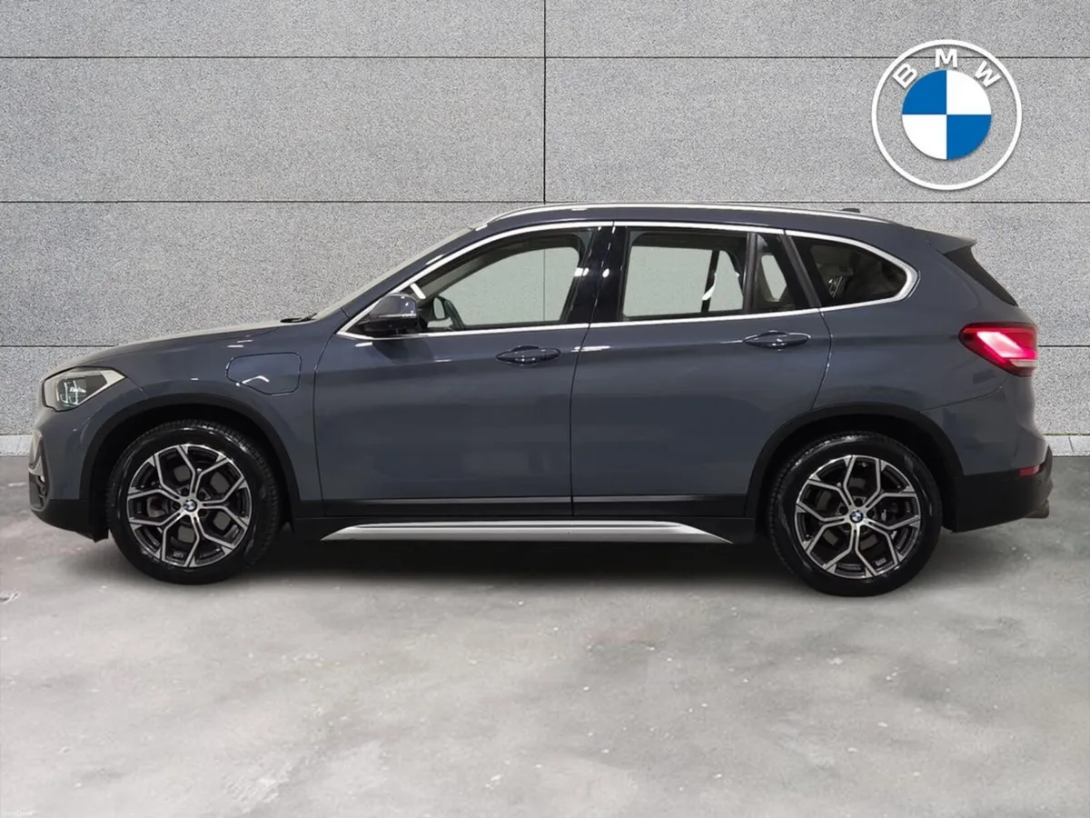 BMW X1 xDrive25e xLine - Image 4