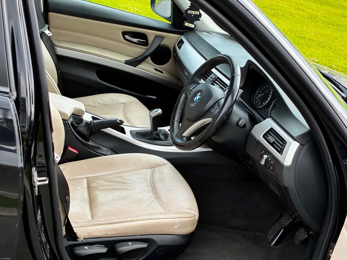 2011 series 316D new nct 05-2027 €2750 - Image 2