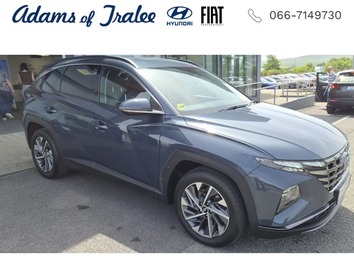 Hyundai Tucson IX35 EXECUTIVE PLUS DIESEL 5 5DR - Image 1