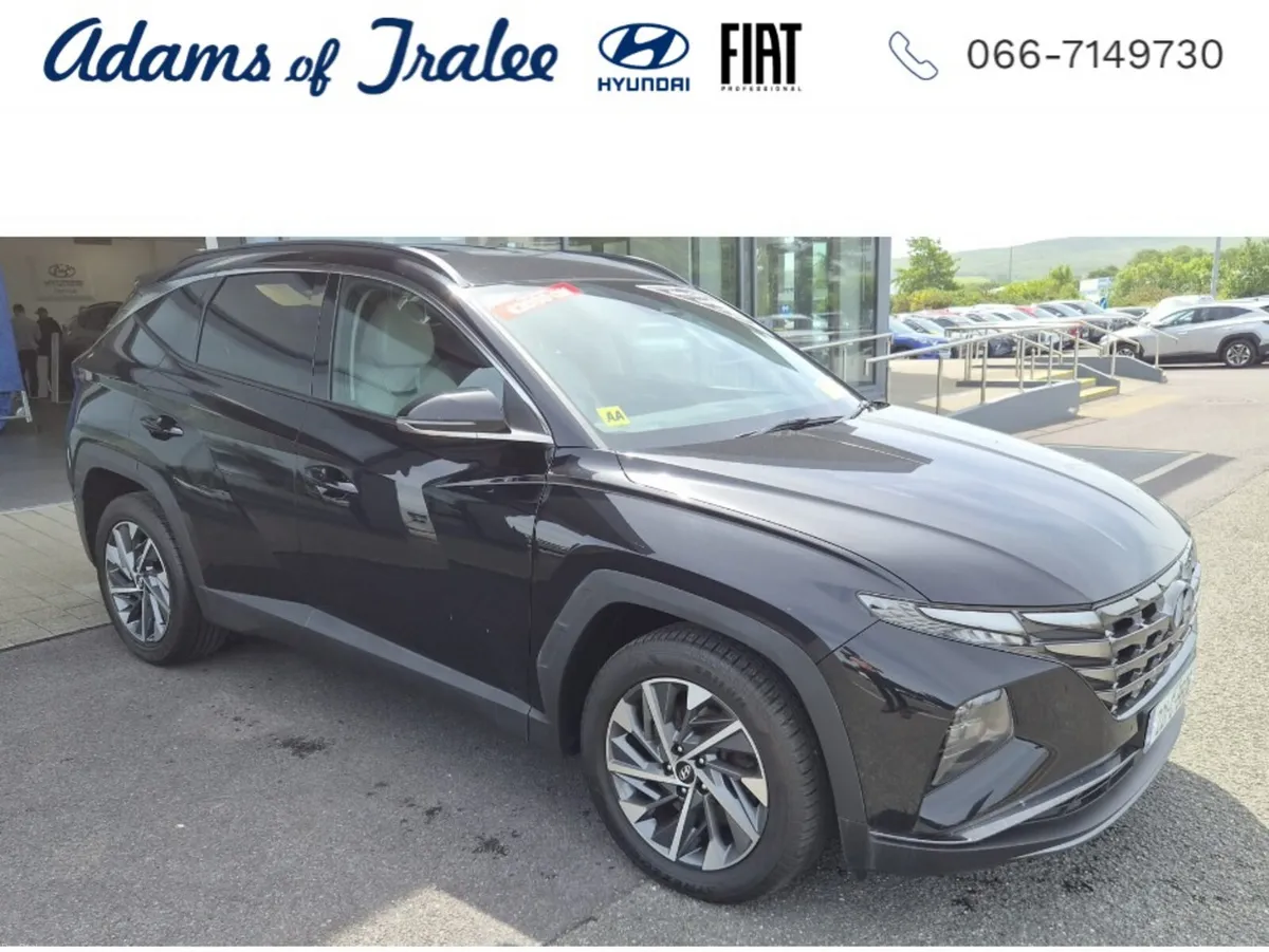 Hyundai Tucson IX35 EXECUTIVE PLUS DIESEL 5 5DR - Image 1