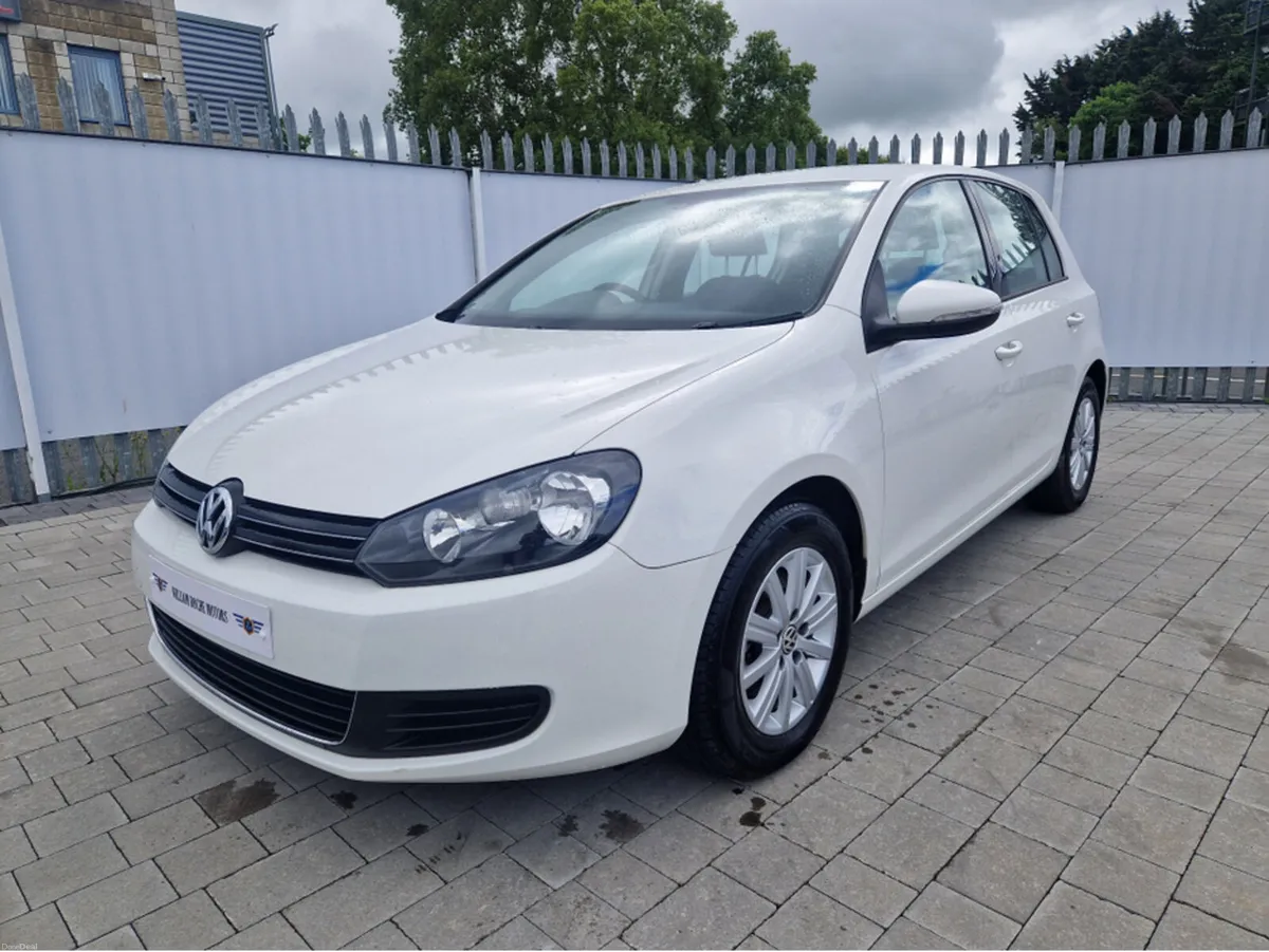 Volkswagen Golf 1.2 PETROL AUTO - Image 4