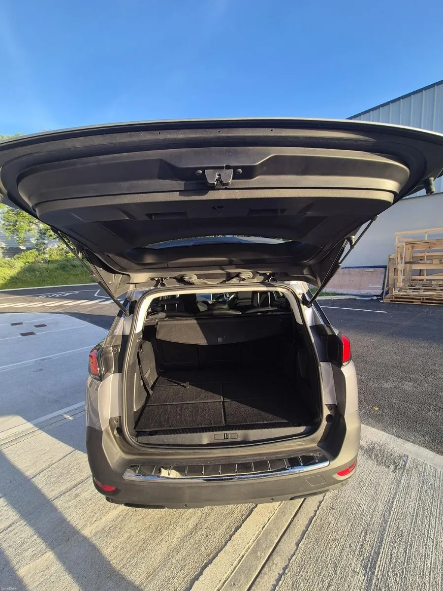 Peugeot 5008 2019 - Image 6