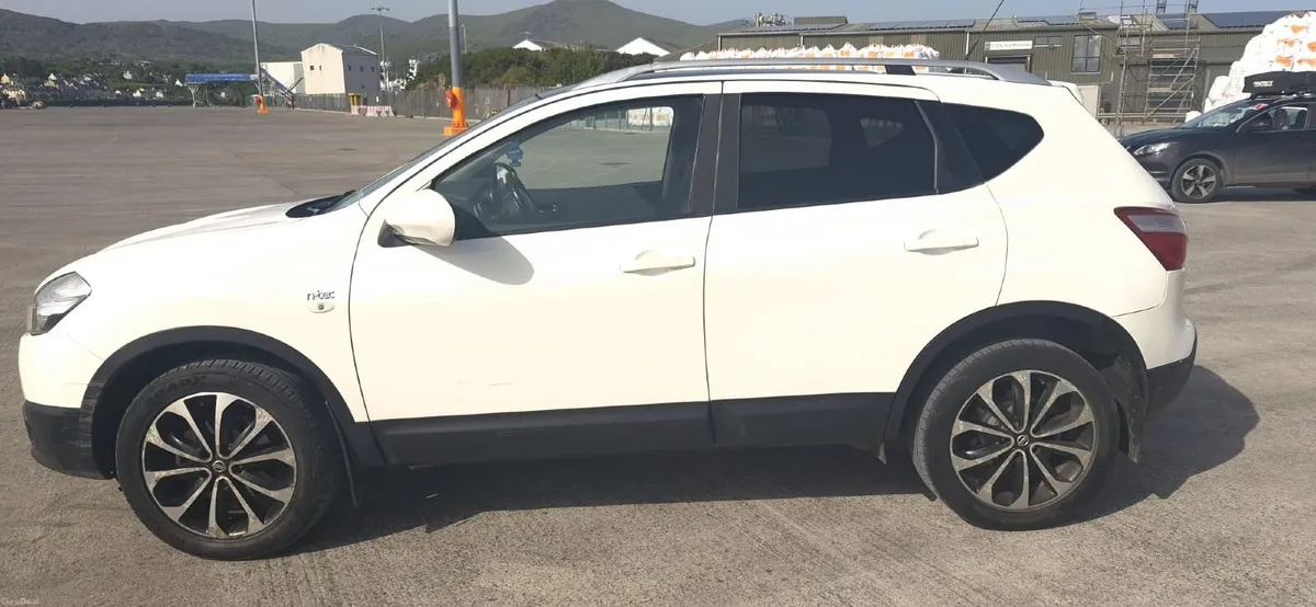 2012 Nissan Qashqai 1.5 dCi, 6Speed manual,N-tec+ - Image 5