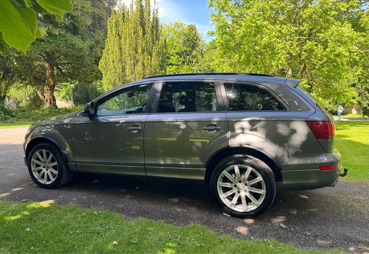AUDI Q7 // 7 SEATER // NCT 11/26 // TAX 10/26 - Image 4