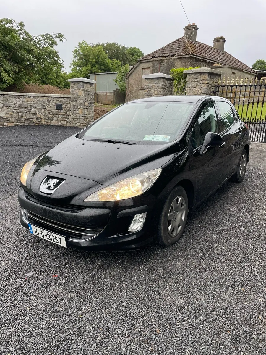 Peugeot 308 - Image 1