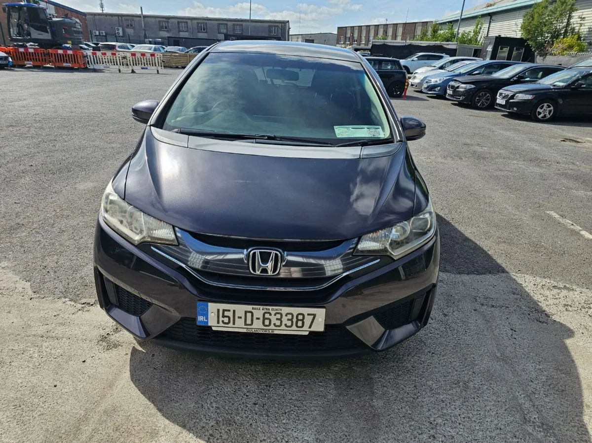 Honda Fit 2015 1.5 Hybrid Auto/ New Nct / warranty - Image 1