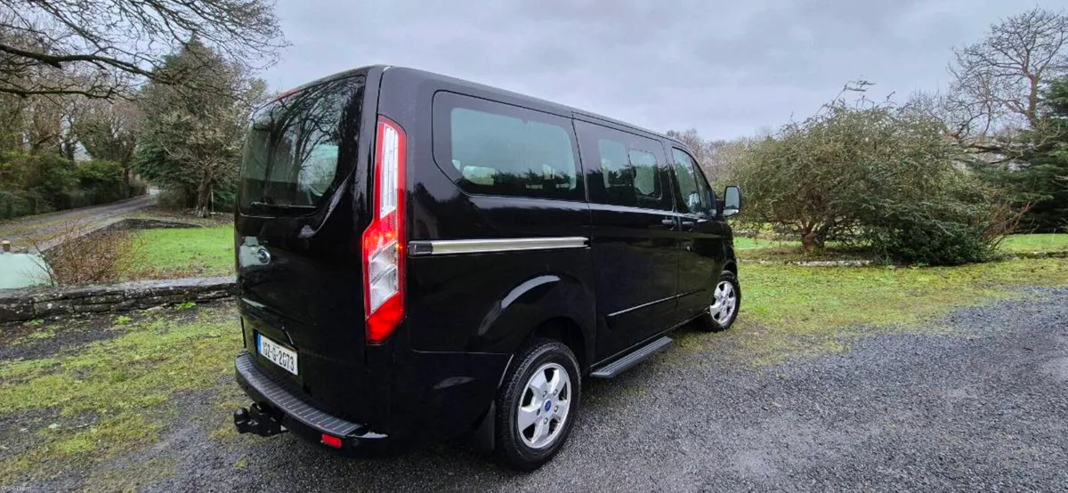 Ford Tourneo Custom, 9 seater, all leather - Image 4
