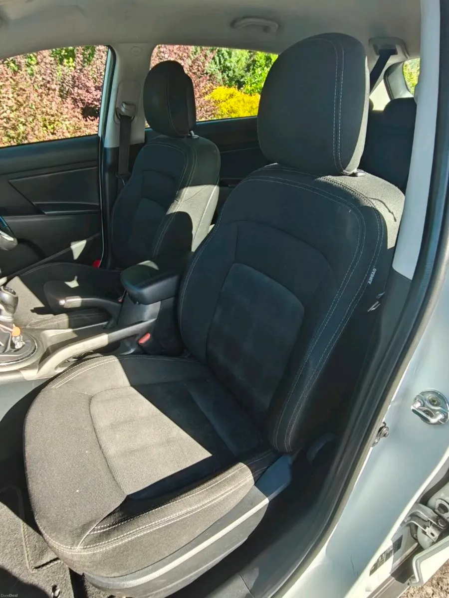 2015 kia sportage - Image 3