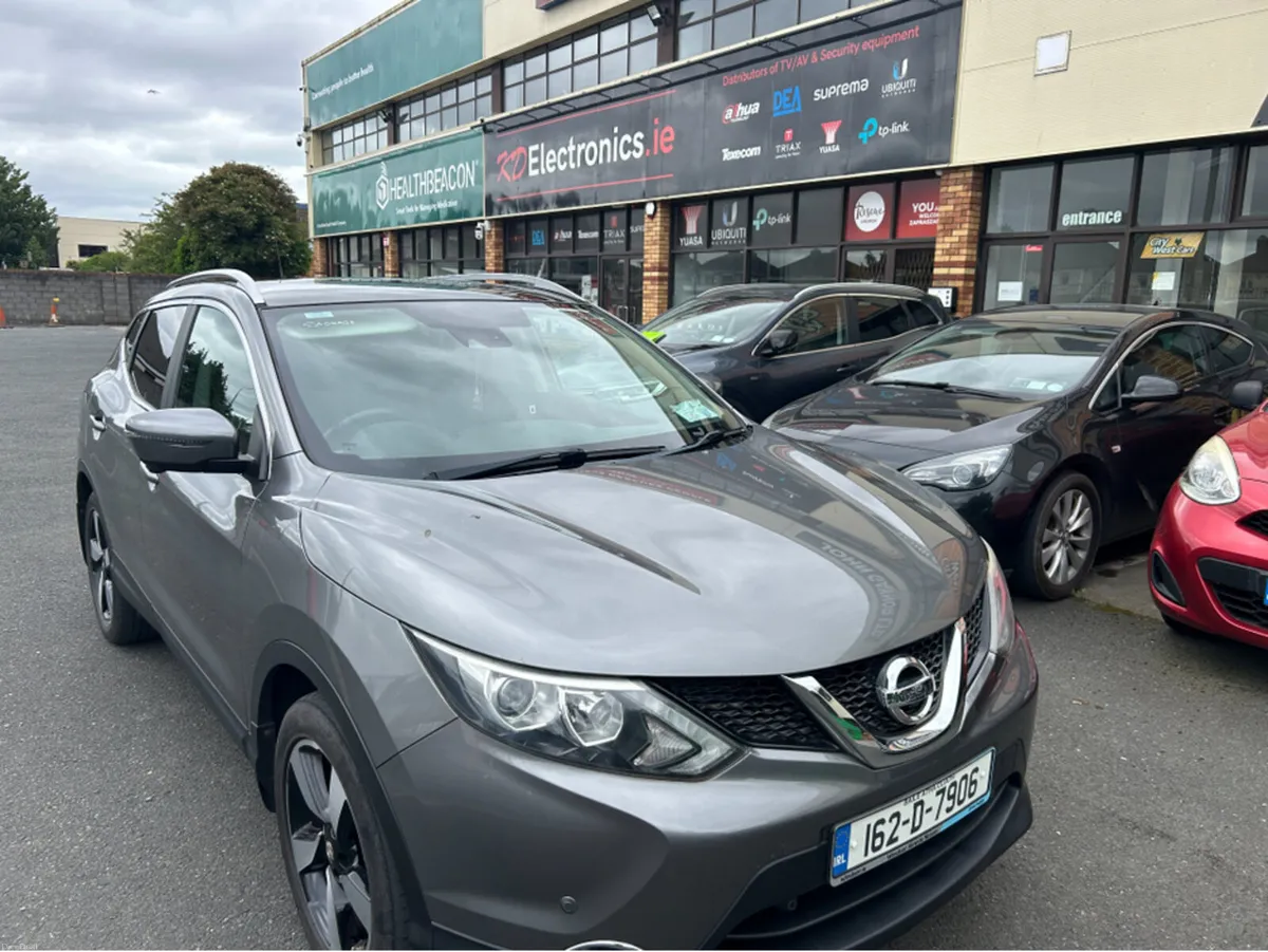 Nissan Qashqai AUTO/63000KLMS///FULL LEATHER WITH - Image 2