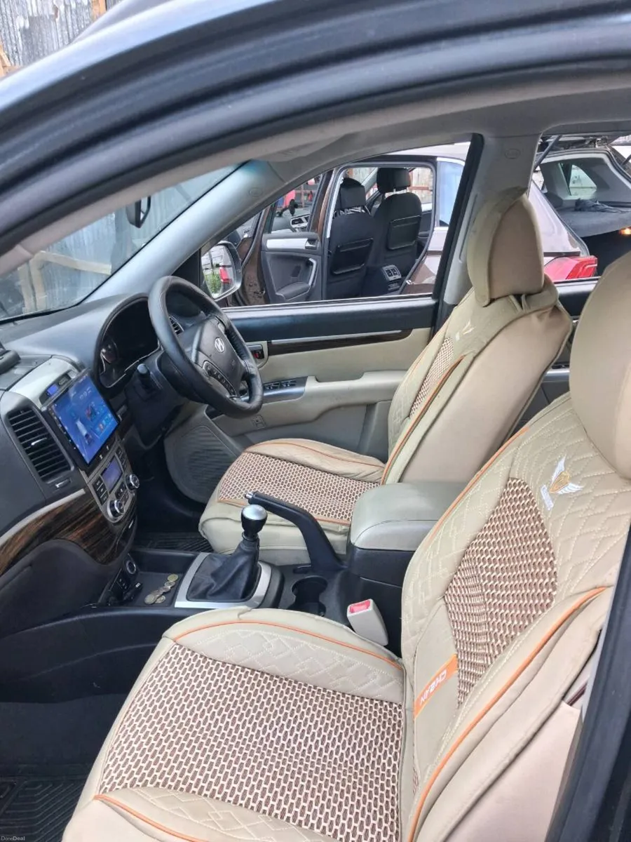 12 Hayandai santafe 2.0 Diesel New NCT & Tax  - Image 4