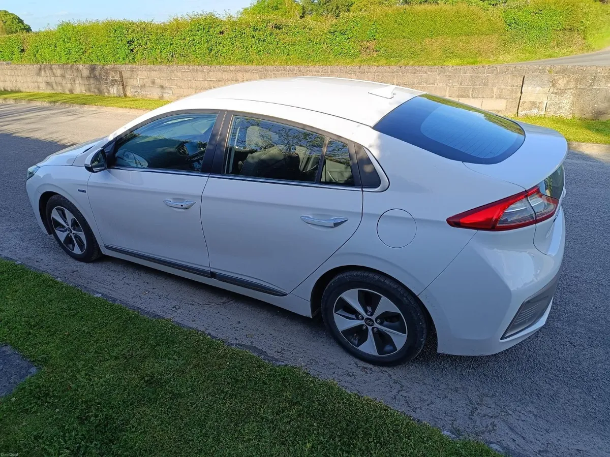 Hyundai IONIQ 2018 - Image 3