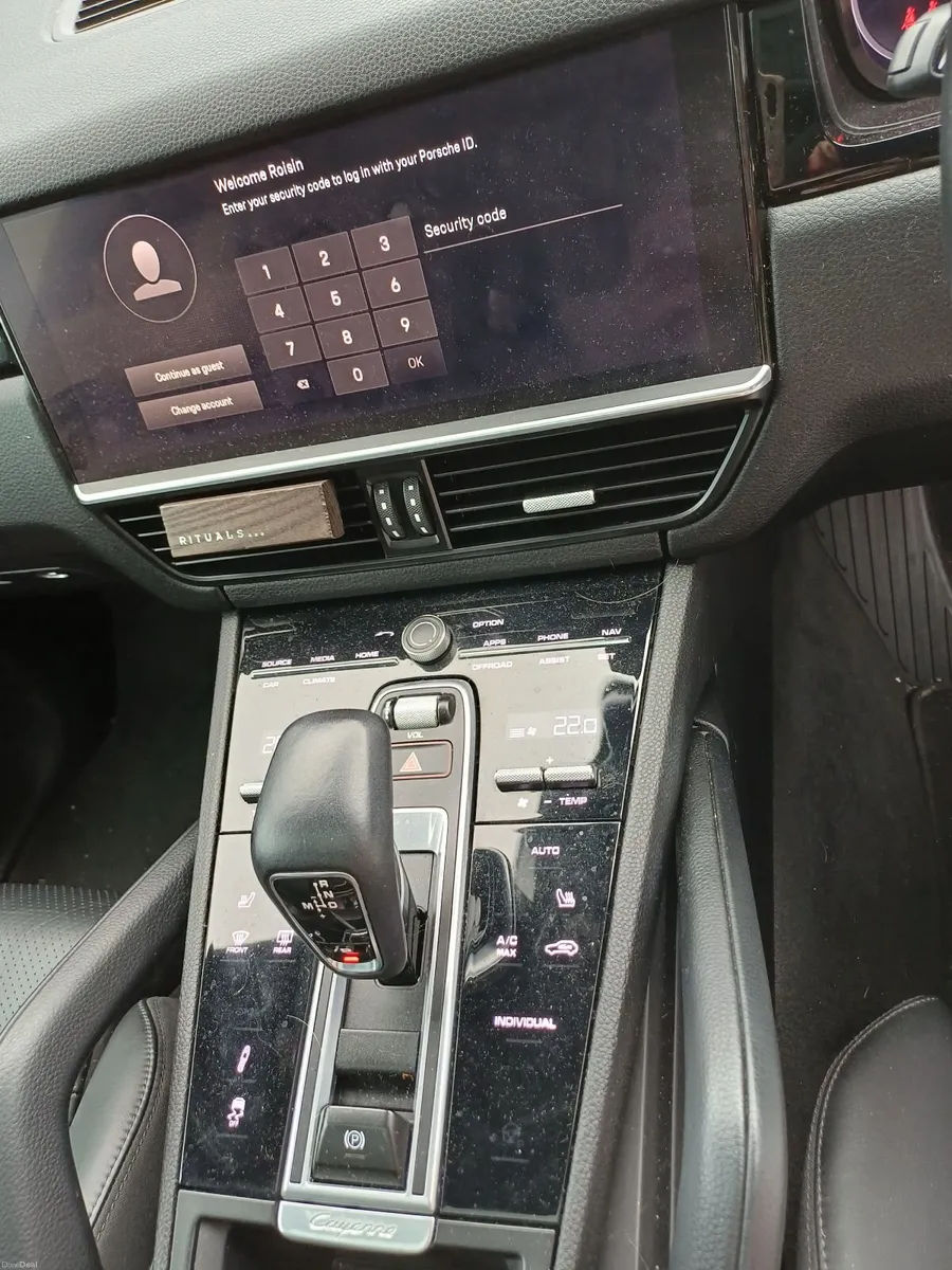 Porsche Cayenne 2023 - Image 5