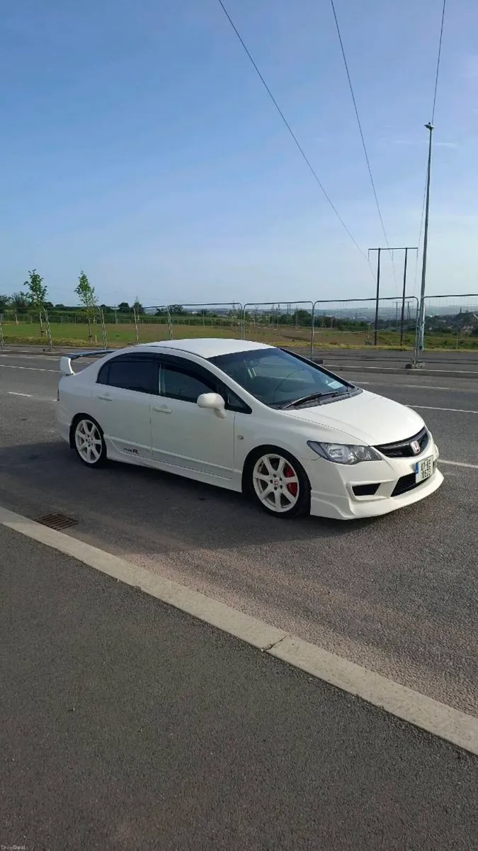 Honda Civic Type R FD2 - Image 3