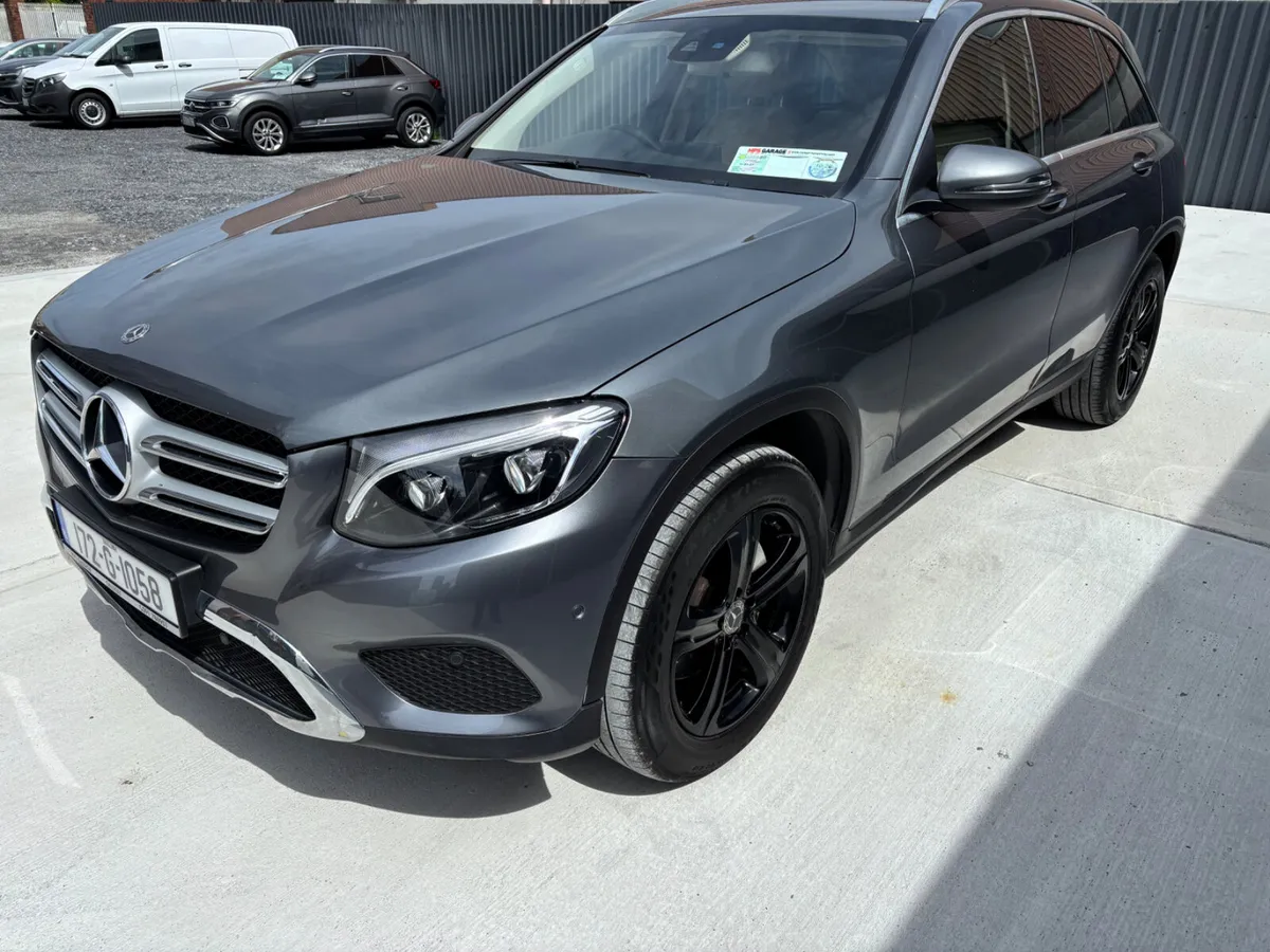 2017 Mercedes-Benz GLC 220 D 4 Matic Auto Diesel - Image 2