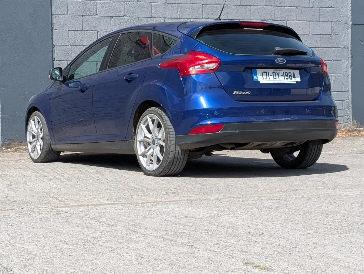 2017 Ford Focus 1.5 Diesel warranty available - Image 5